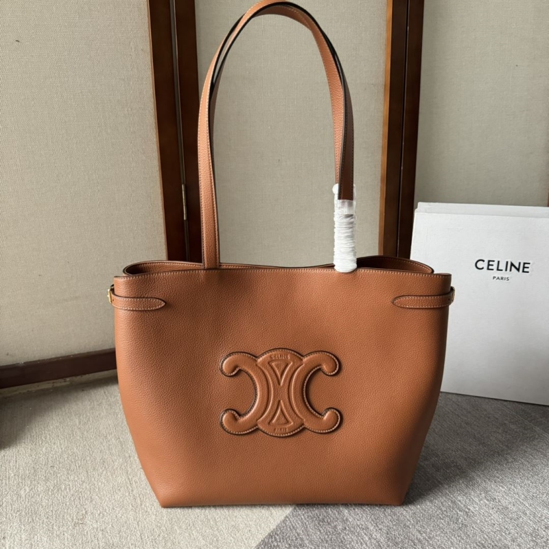 Ce1i*e cabas bags